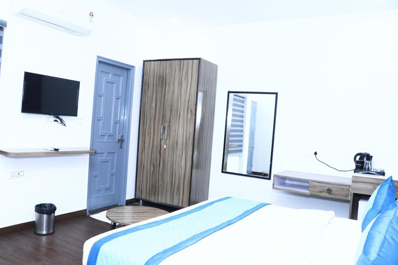 Gallivanto Inn - Rohini Delhi  Extérieur photo