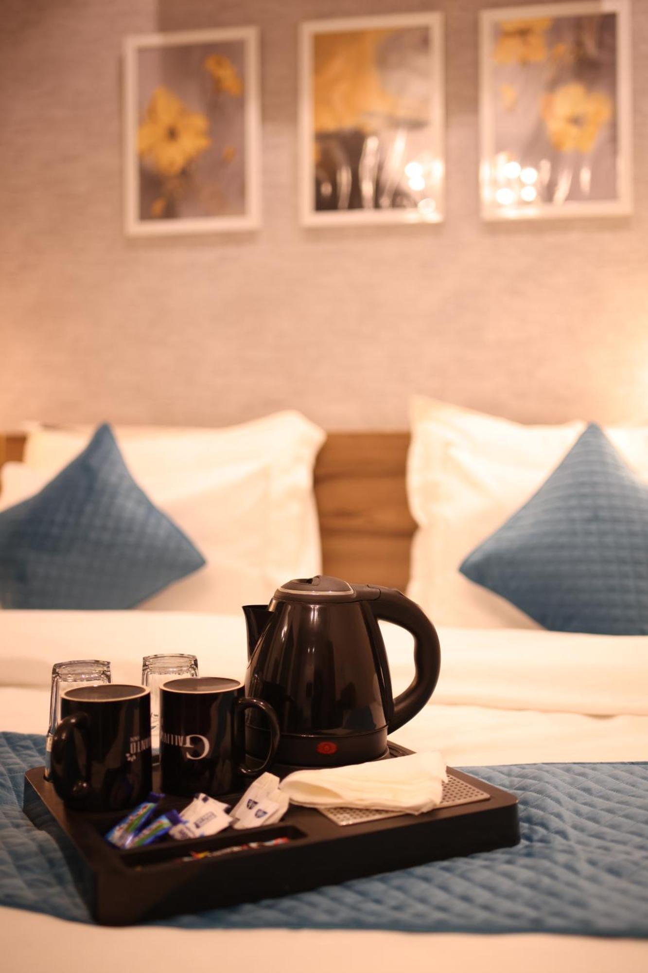 Gallivanto Inn - Rohini Delhi  Extérieur photo